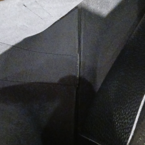 Vince Camuto Black Pebbled Vegan Leather Color Block Luck Tote Laptop Bag - Picture 6 of 7